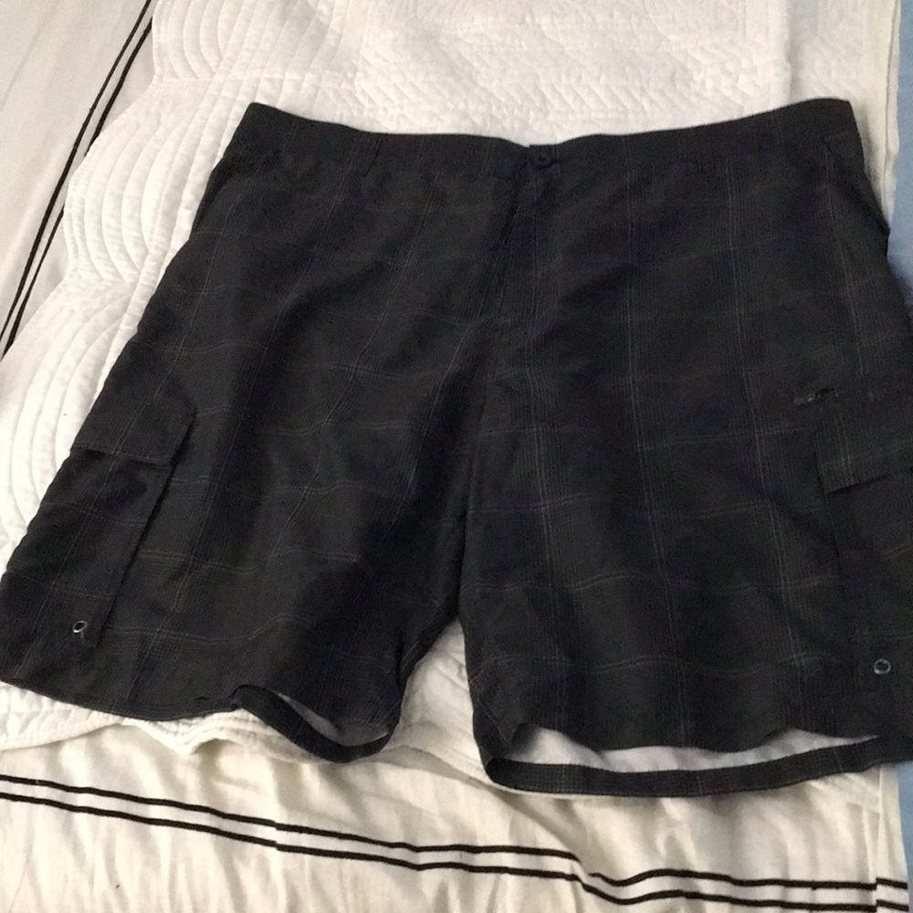Men’s Black cargo shorts